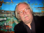 Wolfgang Neisser vor einem seiner Kunstwerke